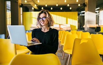 Kulturális rendezvények szervezője TanfolyamOKJ.hu